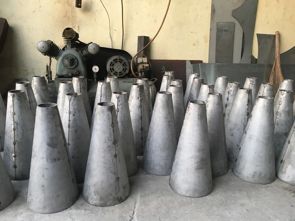 Dịch vụ gia công chỏm cầu, côn, nón