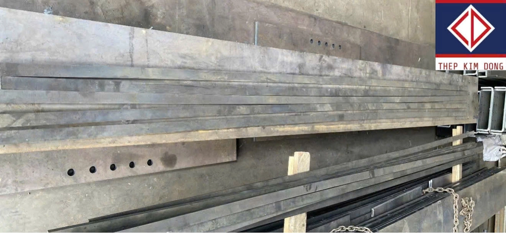 ​​Hình ảnh la bị cong vênh.