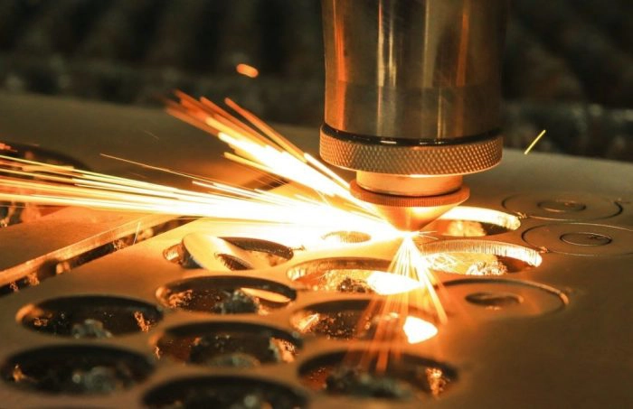 Công nghệ cắt Laser CNC cắt được những vật liệu gì?