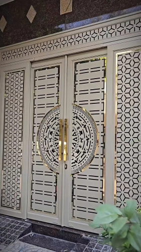 Cổng sắt CNC KD278 – trống đồng tinh xảo, phối màu sáng sang trọng