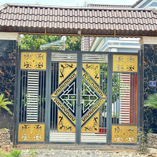 Cửa Thép Trang Trí CNC - KD135